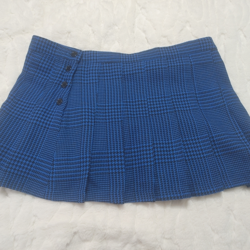 Miley Cyrus & Max Azria Blue Skater Schoolgirl Mini Skirt 11